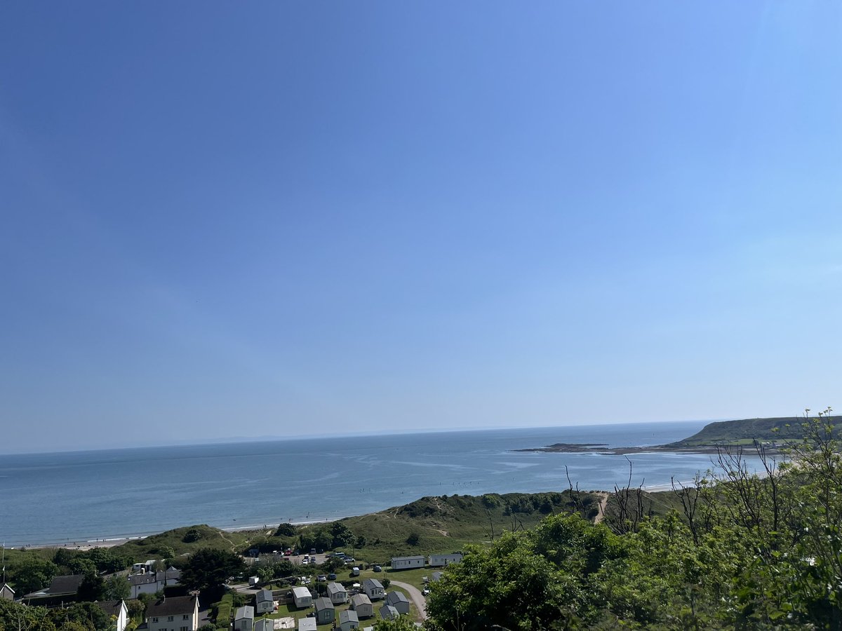 2475Sqn's tweet photo. 6 of our amazing cadets spent their day in the beautiful #Gower sunshine today as they joined other cadets @3WelshWing ☀️ With thanks to CI Sue for attending as Support Staff! https://t.co/muNfiFDDMI