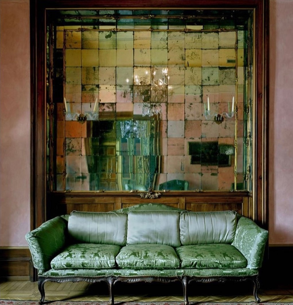 . MIRROR GRID Michael Eastman .