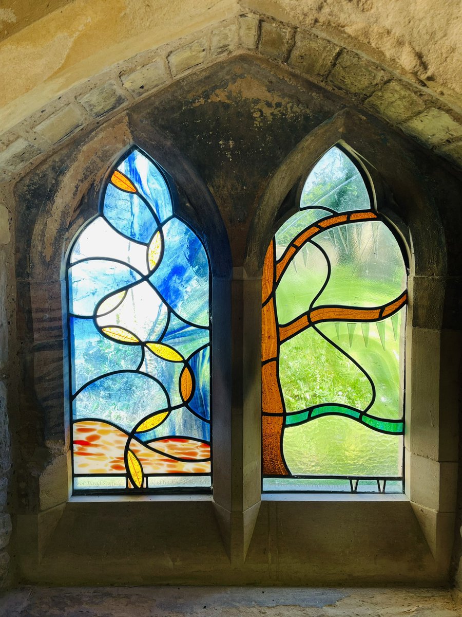 St Peter & St Paul - Reepham have the lunch service totally sewn up 😋 Two modern stained glass windows in the entrance designed by school children look great in the sunshine #LoveLincsChurches #stainedglassSunday