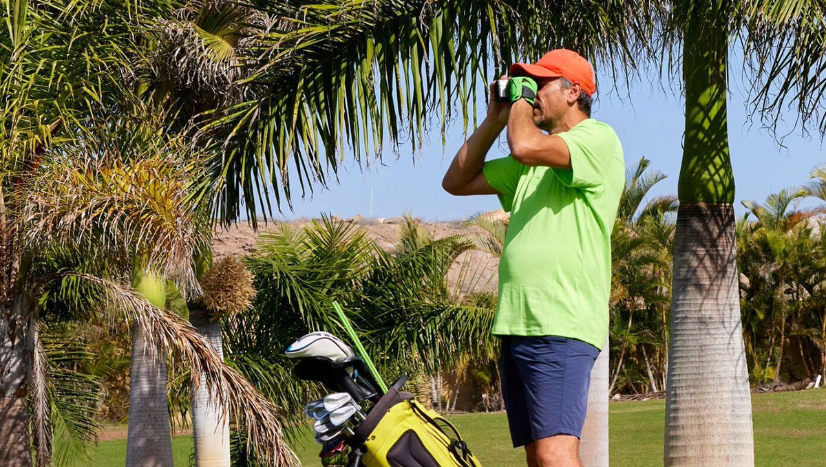 'Hang On, Let Me Check The Distance With My Rangefinder,' Says Guy About To Duff Ball 6 Inches buff.ly/4dH6QV3