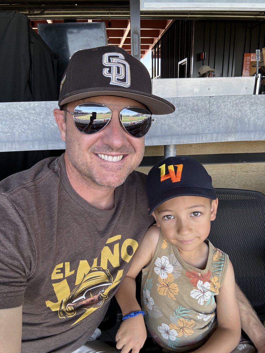 LappyUFC's tweet photo. Great day at the yard!  Let’s play two!  #aviatorslv https://t.co/fWk4YmakMJ