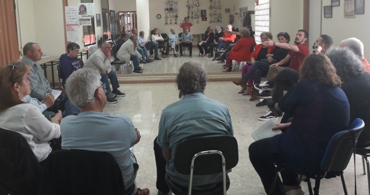 Última parada de la ruta hacia las europeas, en Puertollano. Castilla-La Mancha necesita una fuerza transformadora en Europa y España. La vivienda, educación, sanidad, igualdad y derechos laborales pasan por una Europa de paz y social. Todos los votos valen en estas elecciones.