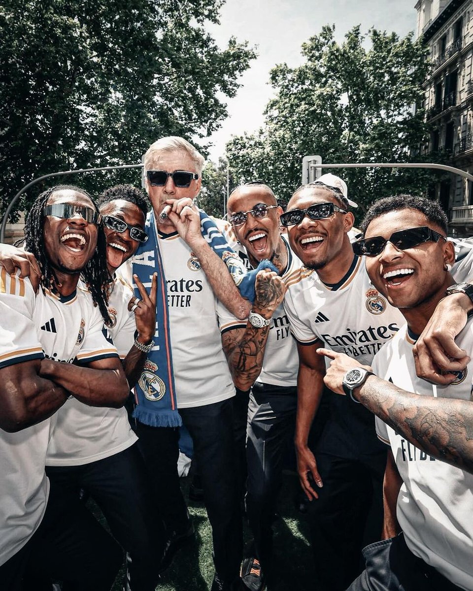 RMFrench_'s tweet photo. 🚨💣 BREAKING: Le Real Madrid a établi un record d'invincibilité en Liga. https://t.co/LmJsVhps2y