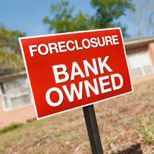There's something very strange going on with housing foreclosures right now.

First a little history so you know that I'm not just talking out my ass.

Before 9/11 2001 I was the largest noncorporate landowner in my state. I got that way by being very good at purchasing