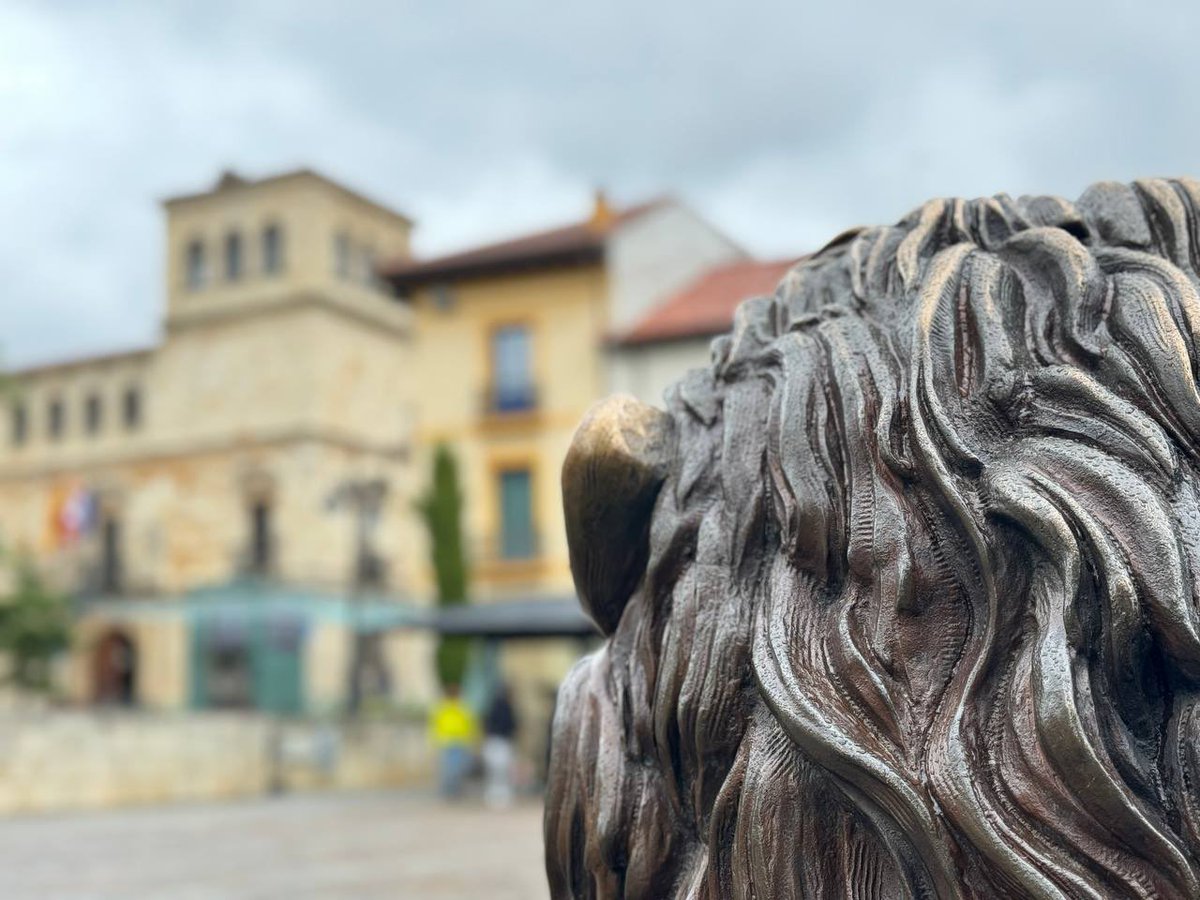 #BuenasNoches🌏 desde #Leonesp #Felizdescanso💫 #AyuntamientodeLeón #LeónEspaña