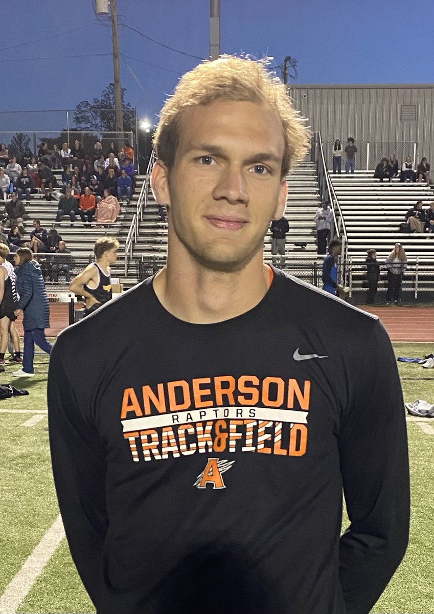 HUGE SHOUTOUT of CONGRATS to @AndersonT_F NOLAN LEIST who just ran the 800M race in 1:53:97 which makes him FASTER than any human at @AndersonRaptors to EVER run this race!!! HOW COOL IS THIS!!!!! Oh by the way he also EARNED a birth in the REGIONAL CHAMPIONSHIPS!!! #AHSisFAMILY