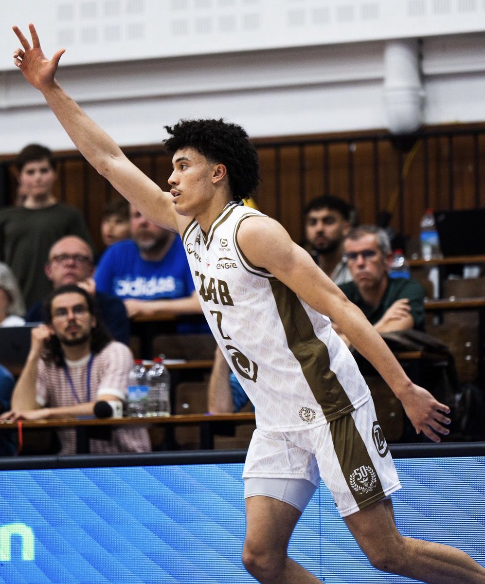 🇫🇷 Nolan Traoré ce soir en Playoffs dans la défaite de Saint-Quentin face à l’ASVEL :

▪️ 25 Points
▪️ 7 Assists 
▪️ 4 Rebonds
▪️ 8/18 FG | 4/7 3-PTS

On tient décidément un futur monstre…💎