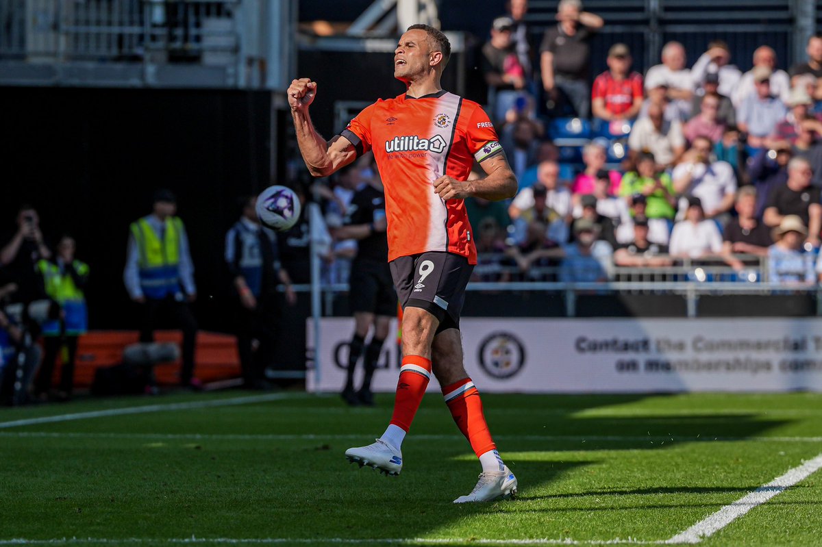 Unconditional support all season long 🙏🏽 thank you @LutonTown faithful. The bounce back will be strong 💪🏽🧡