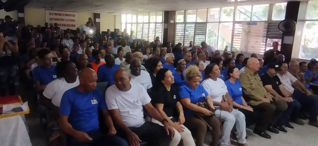 Muchas felicidades a todos los trabajadores del Sistema de Ordenamiento Territorial y Urbanismo en nuestro 64 Aniversario.
#INOTU
#inotuholgin
#inoturafaelfreyretorres
#freyreunidoscosechandovictorias
#64Aniversario