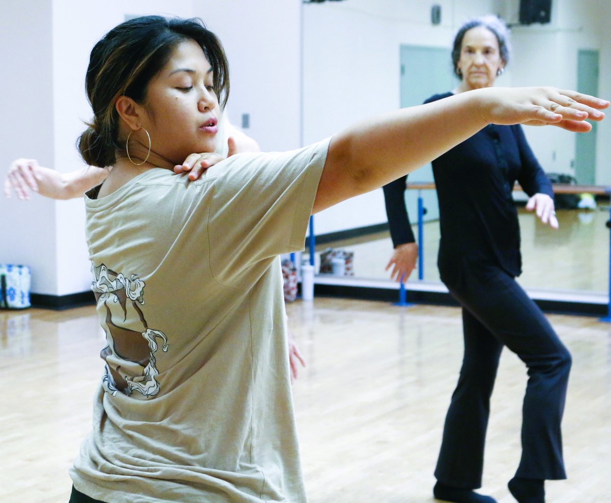 Summer Forty+ Project with Lauren DeVera-Smooth moves await with award-winning and all around fun person, Lauren, starts on June 12. janefranklin.com/adult-dance/fo……
<a href="/thelaurendevera/">Lauren DeVera | Mindset, Movement & Mental Health</a>

@arl_artscene  #performingarts #ArlingtonVA #dancers #northernvirginia #moveyourbody #summer