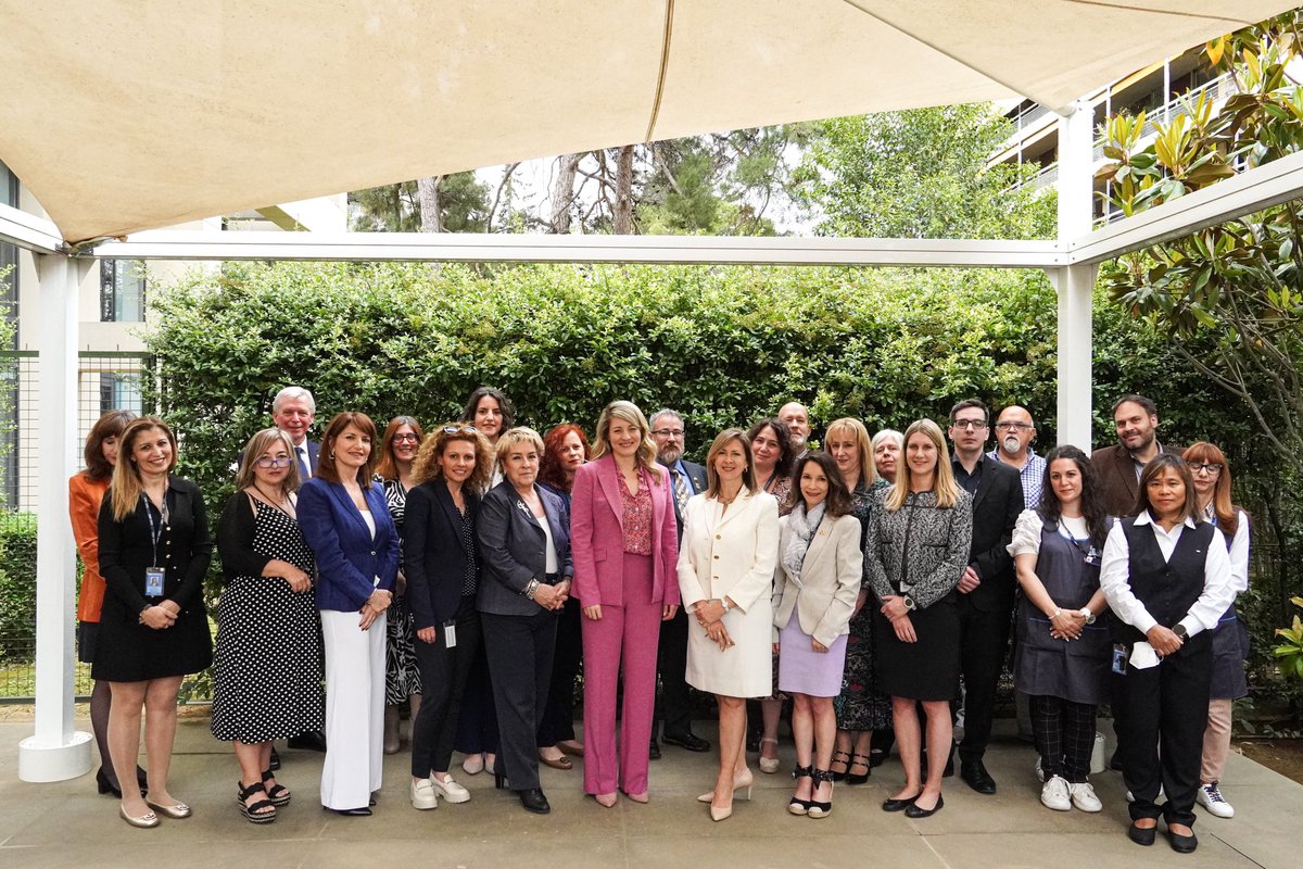 At the @CanadaGreece mission, Minister Joly thanked Canada’s diplomats and embassy staff for their hard work to strengthen the Canada-Greece relationship and help to evacuate Canadians from Israel in October 2023.