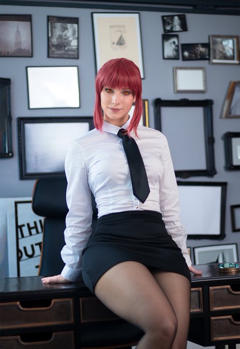 Earlier this month, I spontaneously decided to create a skirt version of Makima. While I love the classic