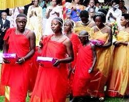 The Culture Where the Bride’s Aunt Must Have Sex With the Groom 

In one Ugandan tribe, the bride’s aunt must have sex with the groom to test his sexual prowess & his potency

Virginity is highly respected in the Banyankole tribe of South Uganda. 

The bride’s aunt plays a