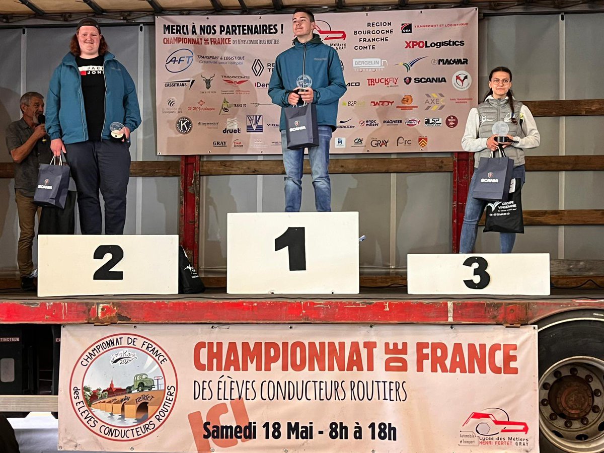 Amélie Mahé tweet media