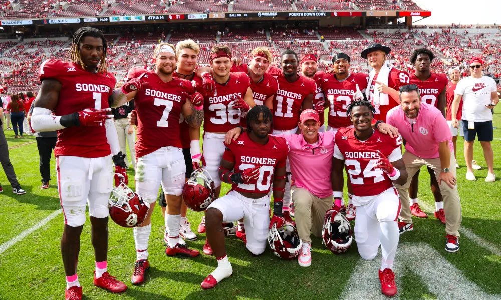 Blessed to receive an offer from Oklahoma @miguelchavis65 @RivalsFriedman @BrianDohn247 @ChadSimmons_ @__CoachTrey @OU_Football @FTRreport