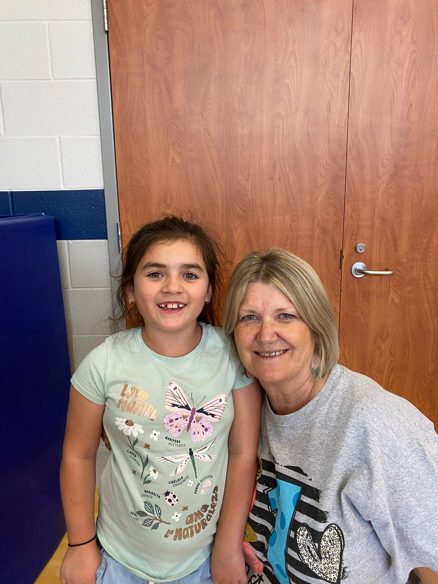 Time to #ThankATeacher 🥹 @DuffyKrenestew Karen Duffy has been an amazing teacher to my daughter, Isabella. She has motivated her and given her the confidence to succeed this year. We were so blessed to have such a dedicated teacher and cheer coach for our child. @duryeaschool