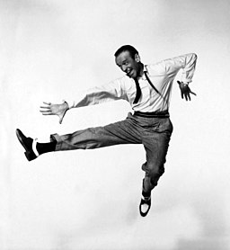 “Do it big, do it right and do it with style.”

― Fred Astaire, born May 10, 1899