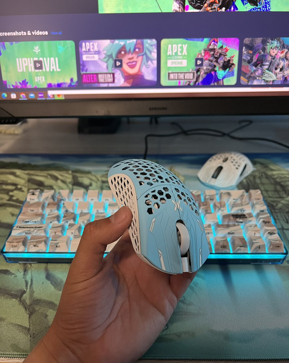 This is 😮‍💨🤌🏻🤌🏻 @finalmouse Just in time for the new apex season 😈