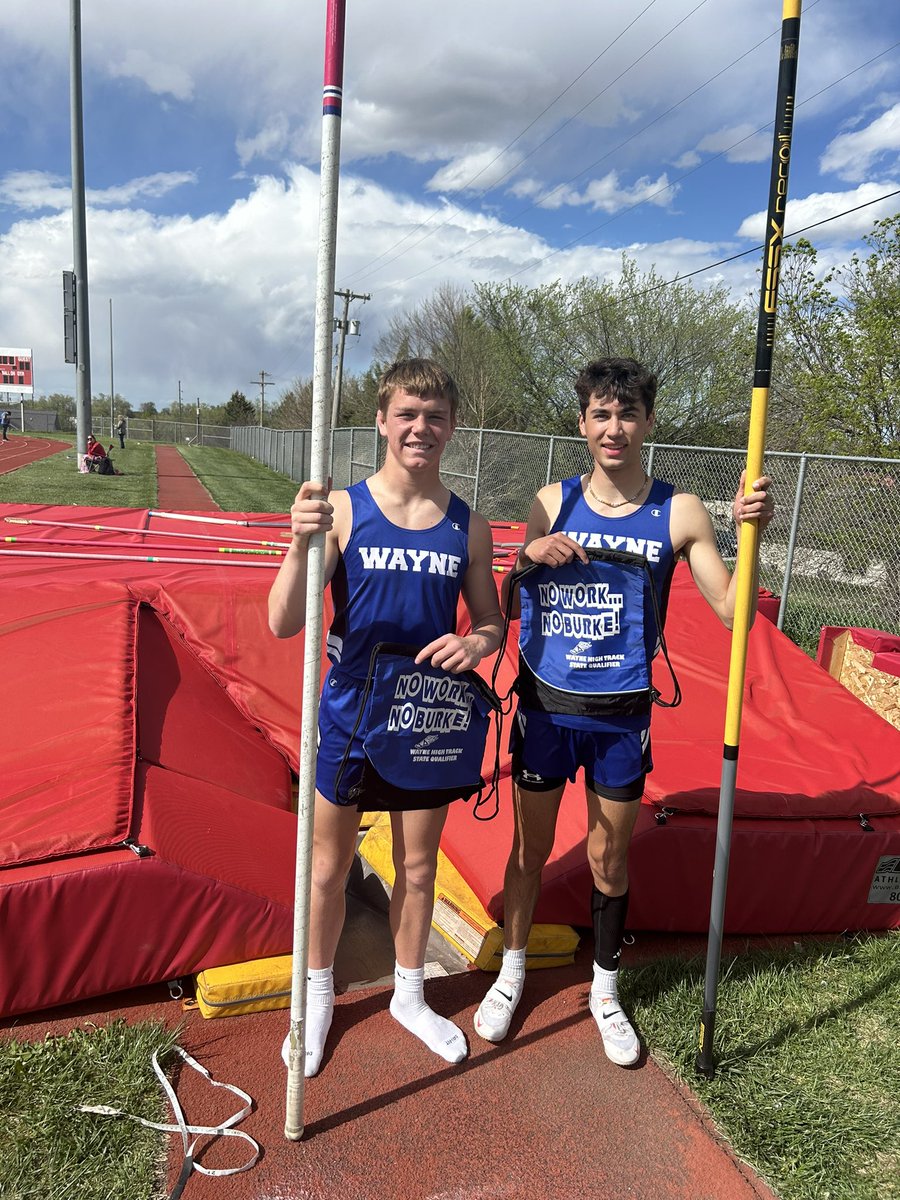 Congratulations to Mason Ley for being the District Champion and Grant Maas for the District Runner Up and qualifying for the state track meet at Burke Stadium! 
#NoWorkNoBurke
#WeAreWayne
@WayneSchools