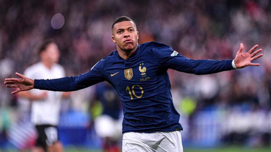 X Risqué : comme à chaque grande compétition internationale (Hors le premier euro) Mbappe va clim tout ses haters et tout le monde va le valoriser à l’euro.