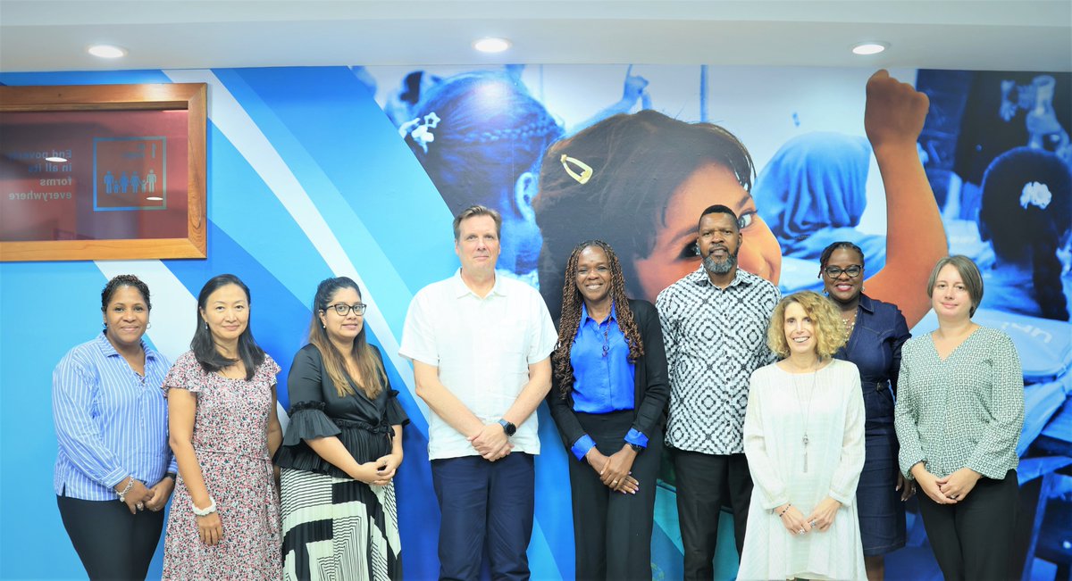 Dr. Joni Musabayana, Director of the ILO Decent Work Team and Office for the Caribbean met with @AlisonvParker to discuss strenghtening opportunities for collaboration.
@ilo 
@unitednationsbz
