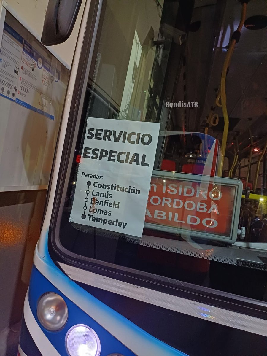 BondisATR's tweet photo. Los complementarios del #TrenRoca ya están viendo la luz.
En este caso el interno 3022 de la #Linea168 ya asignado a la Vía Temperley con paradas en Lanús Banfield y Lomas de Zamora
La unidad es un #Agrale #Metalpar Iguazú II https://t.co/2cVy5TkcmR