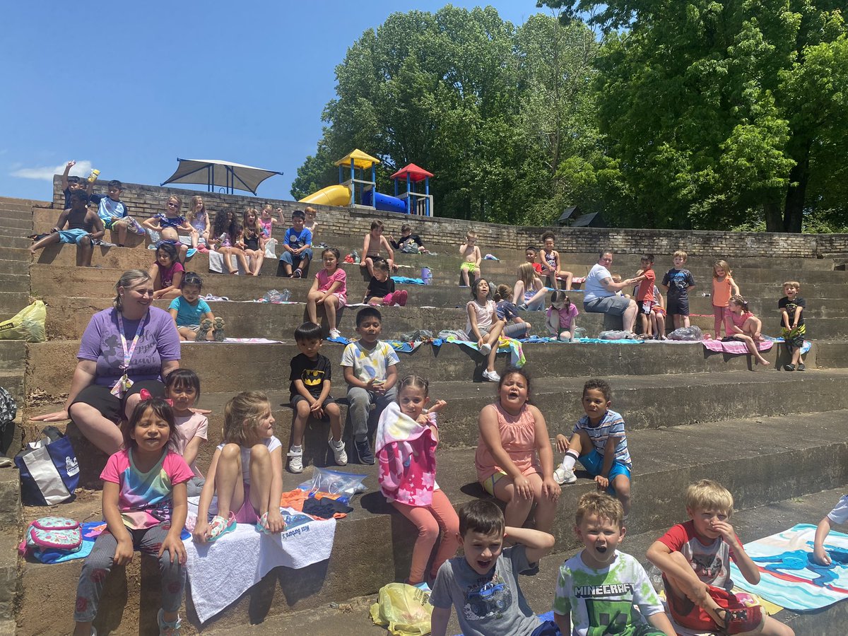 Our principal is covering classes this week for #TeacherAppreciationWeek Recess, Lunch, Movie, and Water Fun for every grade level this week so Ts get to go out for lunch and have extra planning time. @MBaker_RunSun
