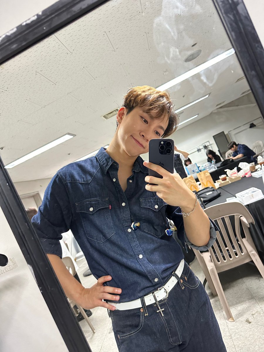 이 사진 넘좋
너무 오빠야