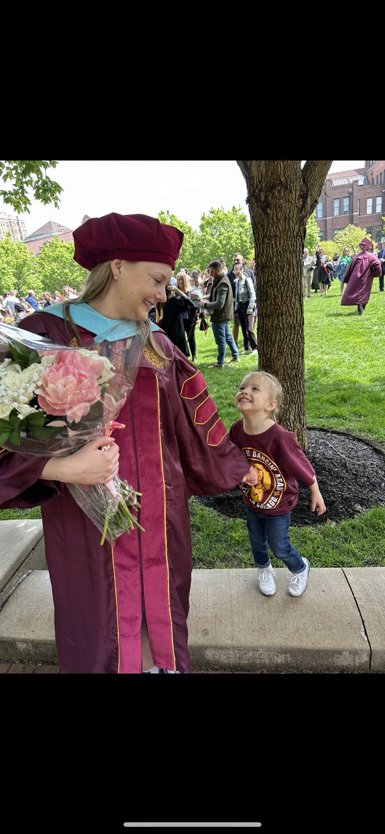 ap_hess's tweet image. @LoyolaSOE 🎓🎓🎓