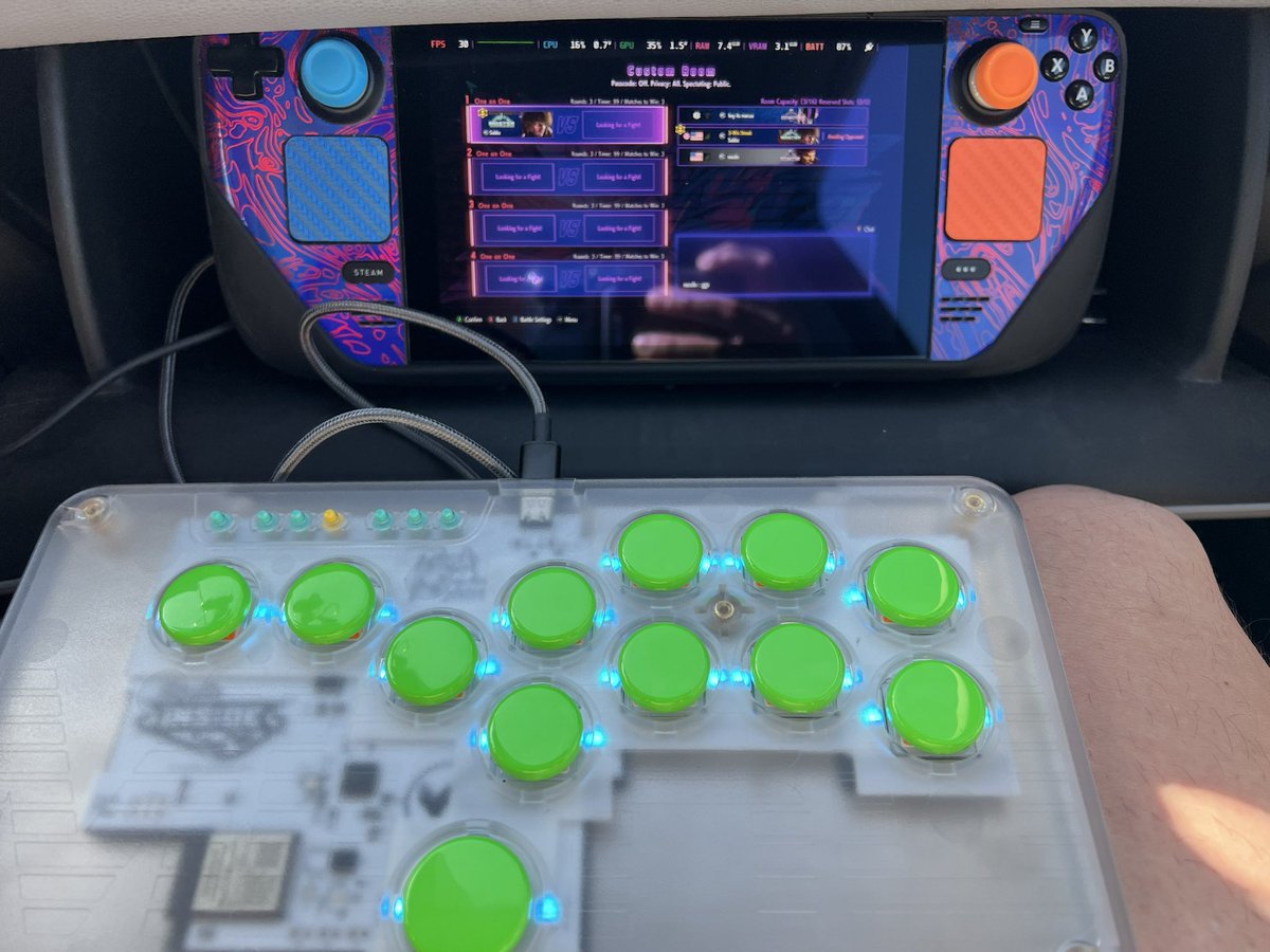 been playing street fighter since i was a kid/arcade rat. it’s nuts playing here in northern texas against north cali/north easterners on a two hour car drive. #StreetFighter6 #snackbox #SteamDeck