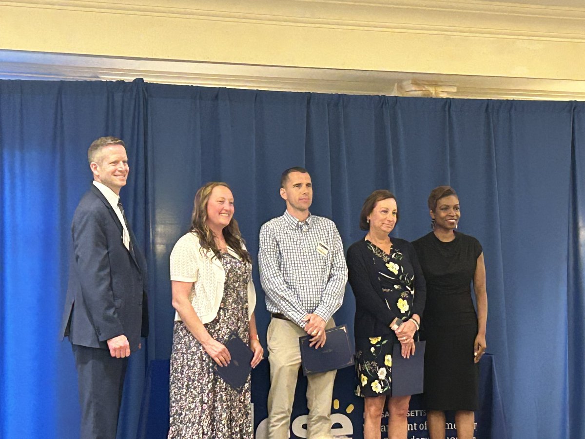 West Side was well represented at the @MASchoolsK12 MA Dept. of Education Awards Night. Mr. Moge from @WSPS_WSHS and our own Mrs. Manning were recognized by the state by former Superintendent and current Commissioner Dr. Johnston! We even bumped into our old friend @MGeoghegan22