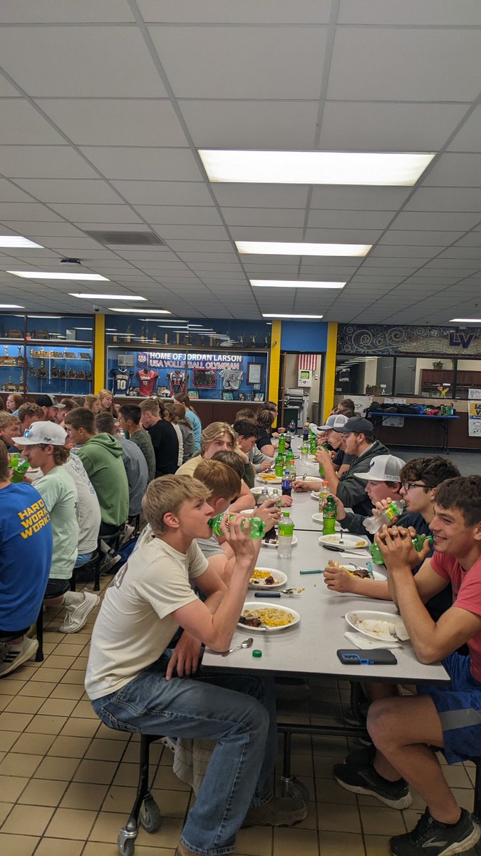 Ｃｏａｃｈ Ｋｒｉｖ tweet media