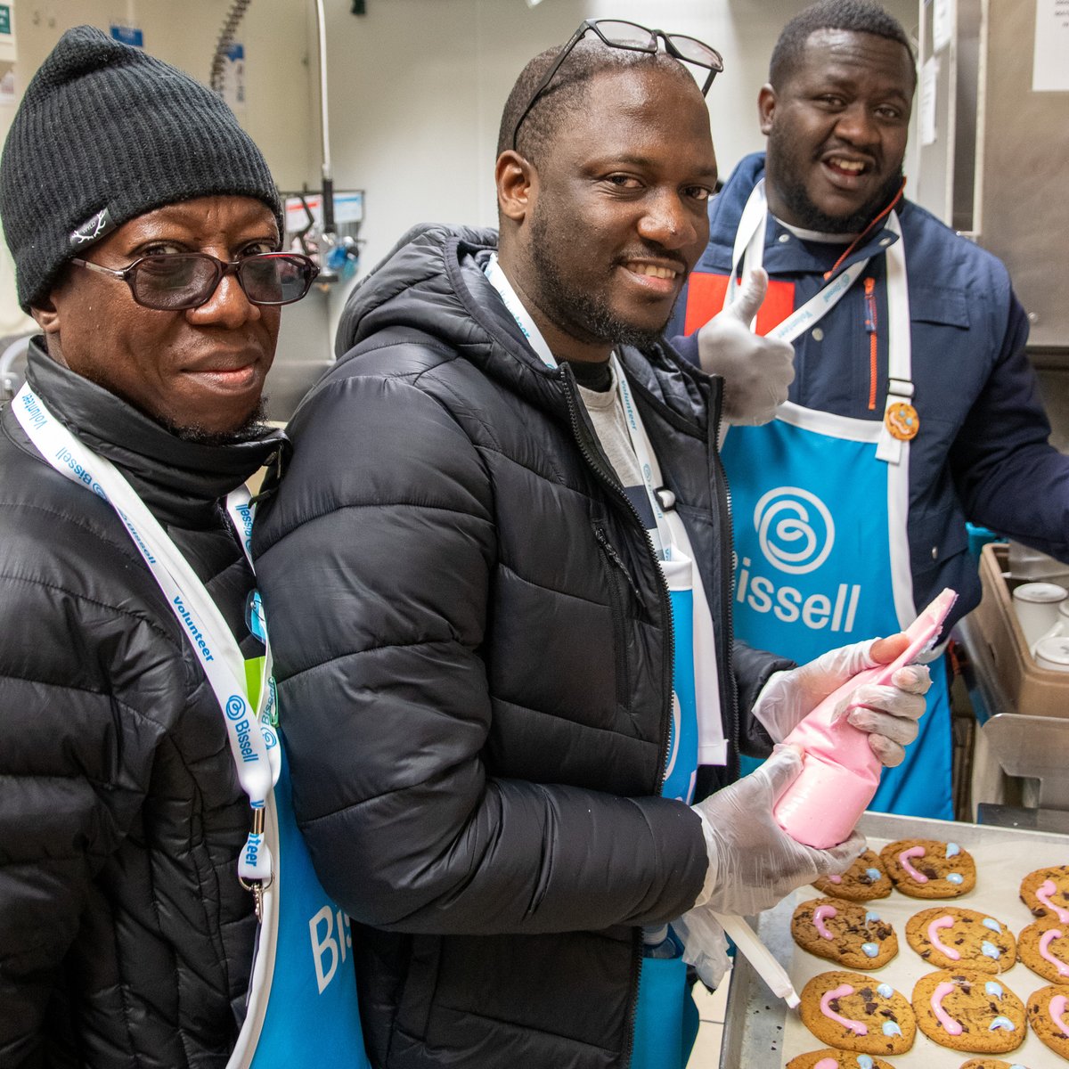 A heartfelt thank you to all our incredible #SmileCookie volunteers! 

Because of your support, we were able to spread smiles and brighten the futures of countless families in our community.