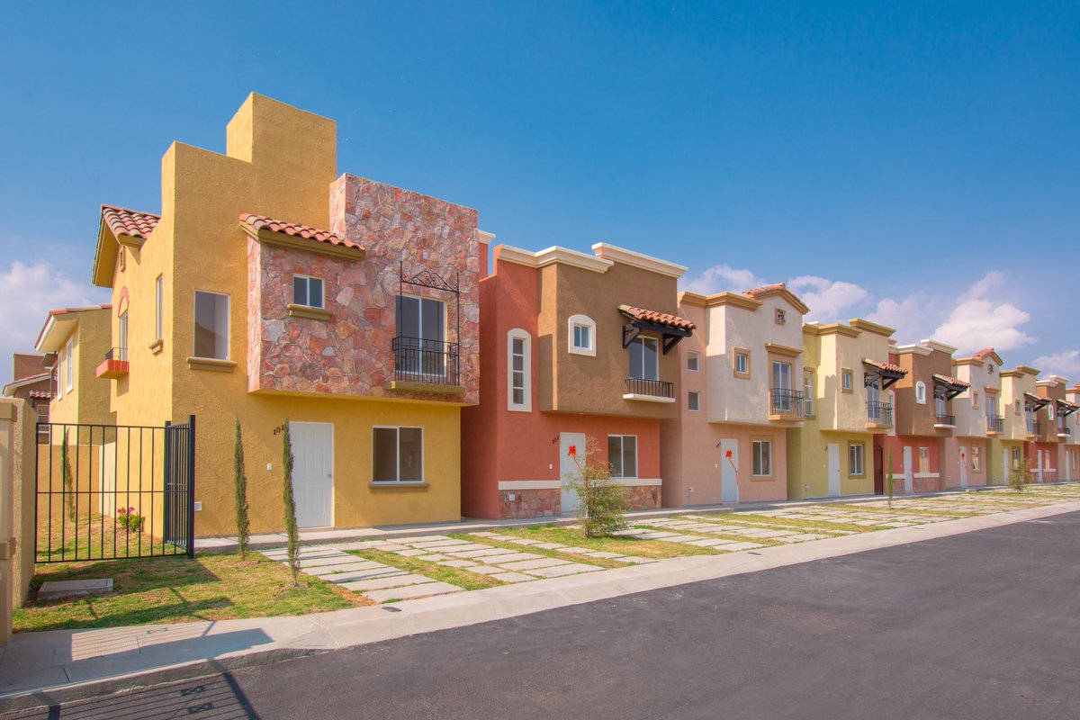 ReneJaimeVinte's tweet photo. El ecosistema de @Vinte_Mx se sigue consolidando, nuestra #proptech @Xante_Mx enfocada en la vivienda usada de nuestras comunidades, creció el año pasado un 162% en la firma de casas y un 158% en la compra de vivienda.

#proptech #bigdata #realestate #housing #vivienda #Mexico https://t.co/dLxgH1j0Kw