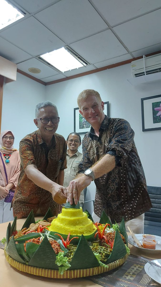 Georg Buchholz tweet media