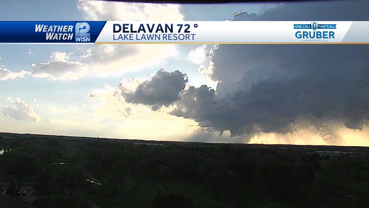 The storms are not quite done yet. Look at this beauty coming into Walworth County.