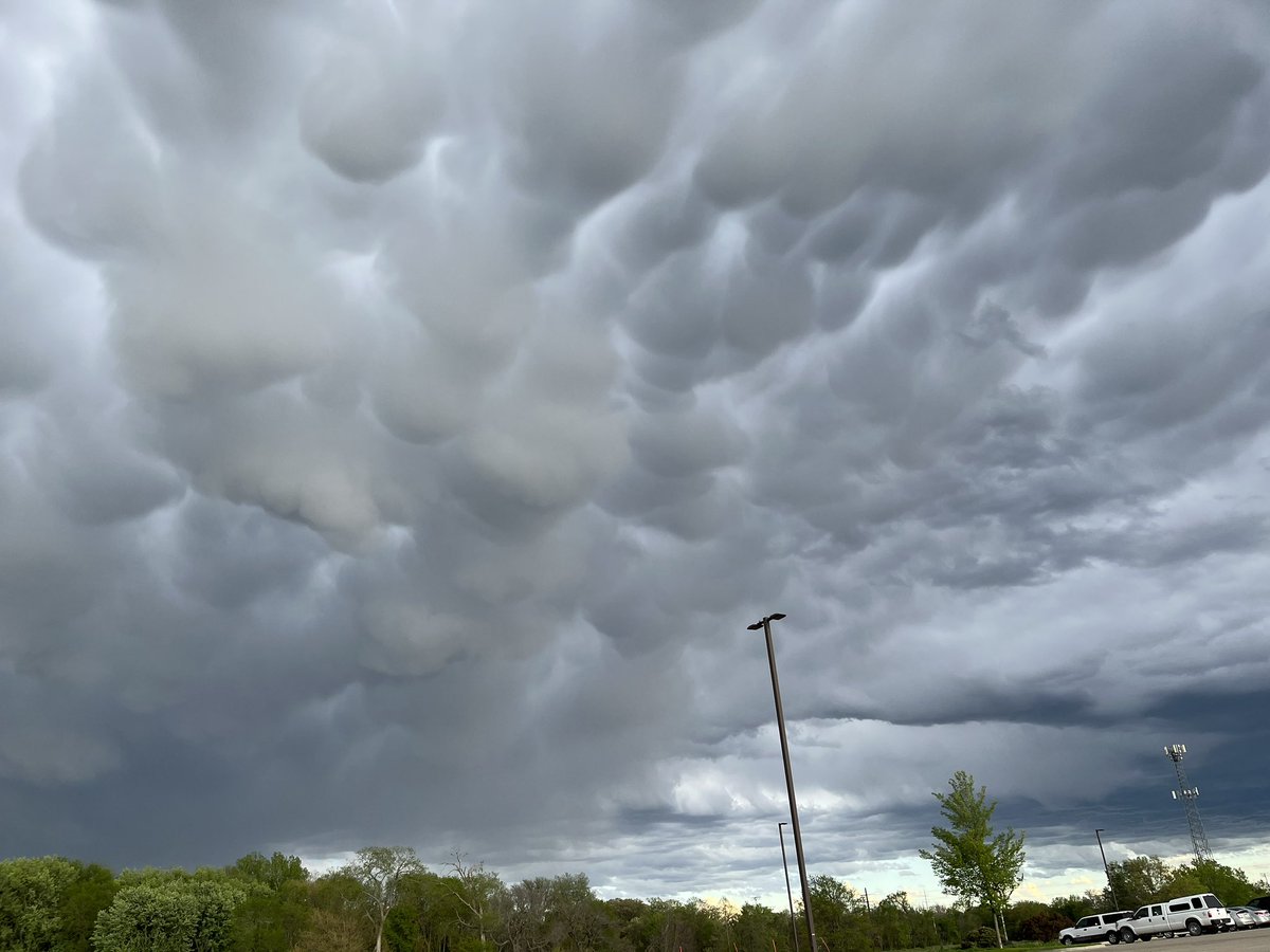 Random pretty storm season is here. We are so back!