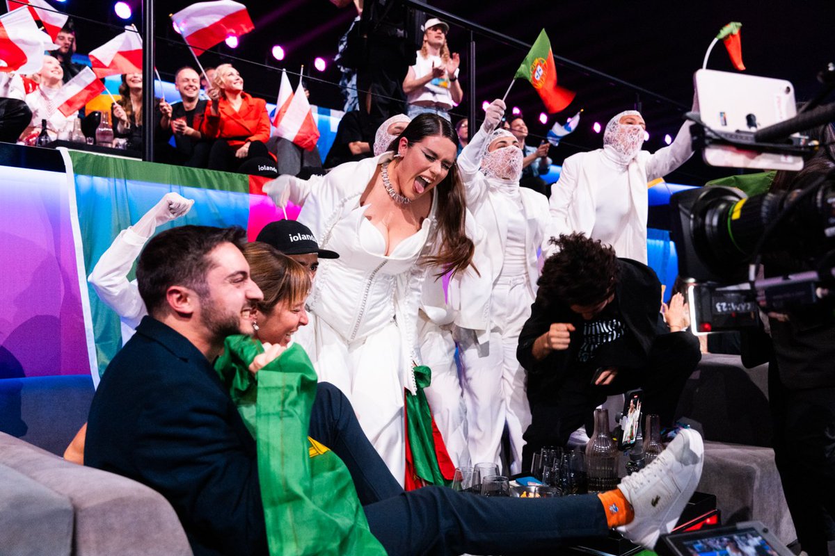 Com o triunfo de hoje, Portugal chega a sua maior sequência de classificações para a final do Eurovision na história: quatro (2021, 2022, 2023, 2024)

Parabéns para iolanda, Mimicat, Maro, The Black Mamba e a RTP! 🇵🇹👏

#Eurovision2024