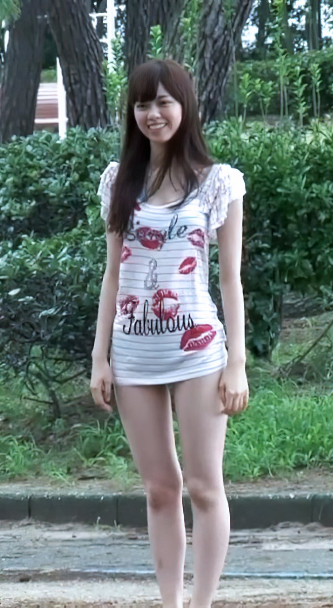 普段着 : 乃木坂46 西野七瀬ファースト写真集 直筆サイン入り 普段着