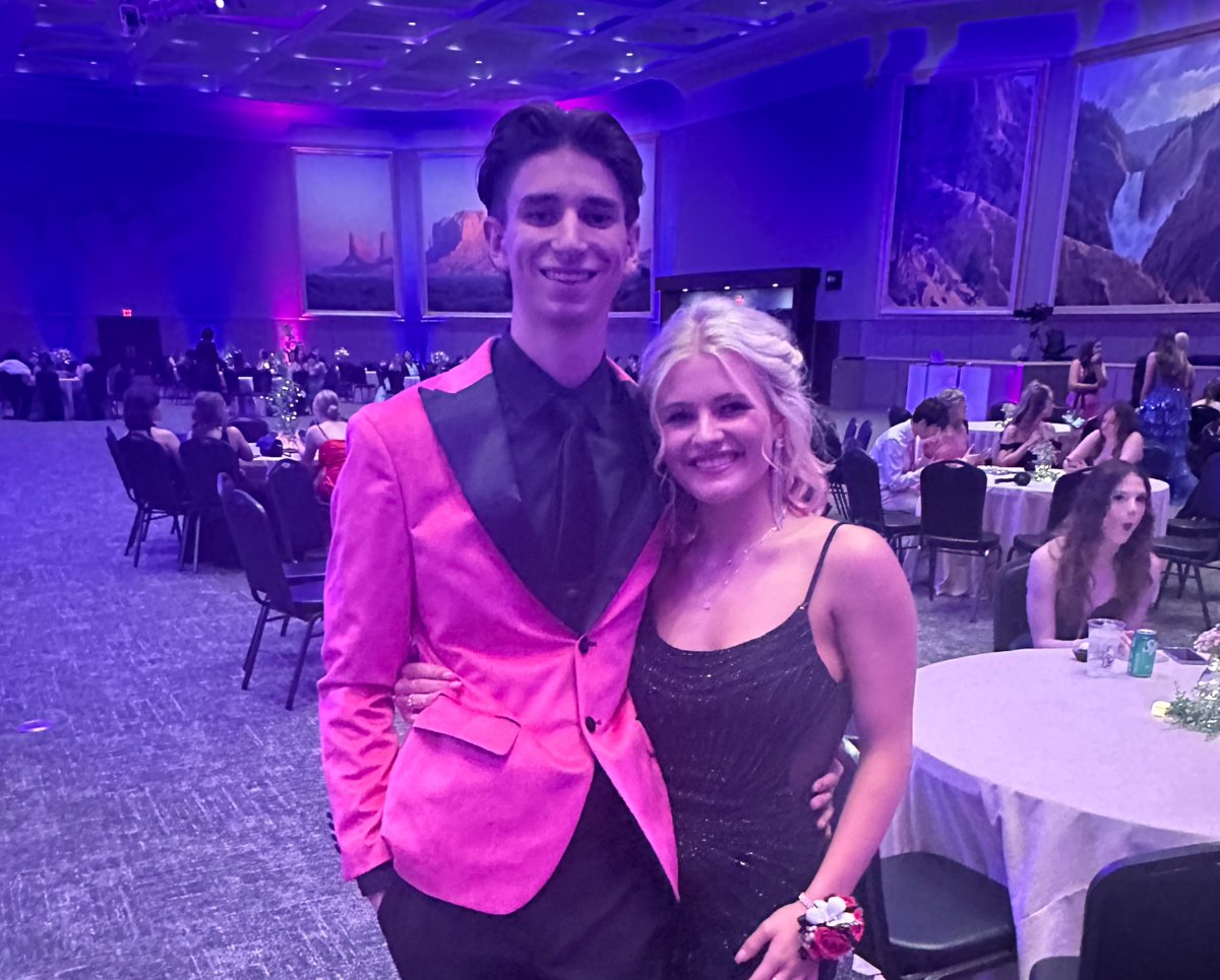 Westmoore High School hosted an epic prom Saturday night - BIG thanks to everyone who worked tirelessly to make it so memorable! 🤩 See the full photo gallery here: tinyurl.com/34n7jfd2 #mpspride #jaguarpride