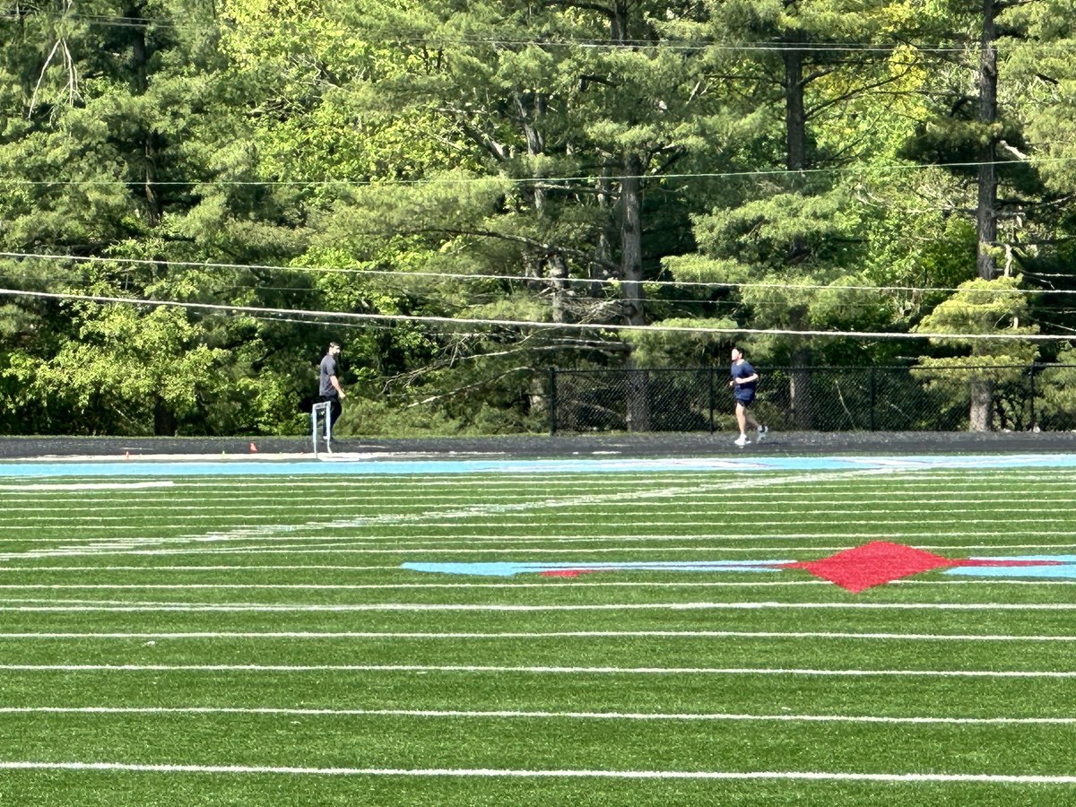 Check out AHS Science Teacher Mr. Winner taking education outside the classroom. Mr. Winner is teaching about cellular respiration by integrating Vo2 Max using individual student intervals to gauge change. What a great way to have an engaging lesson with our kids! #Aviators