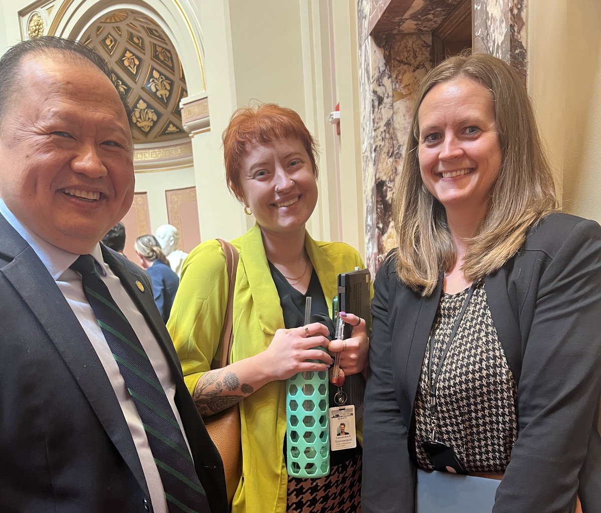 Gratitude to these three for all their hard work on our Environment omnibus bill which passed off the Senate floor today with bipartisan support! Chair @founghawj , researcher @cassandratomm and CA Kara Josephson are the environment dream team!