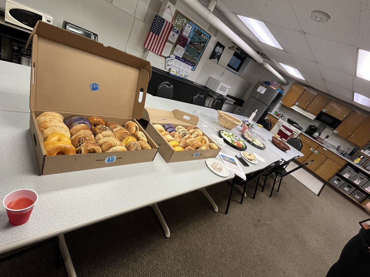BoozDebbie's tweet photo. The love continues….donuts from the PTO, bagels from our principals and heartfelt cards from our children. Our hearts are full! #tgproud #tollgategrammar https://t.co/NgZzJ5cAAo