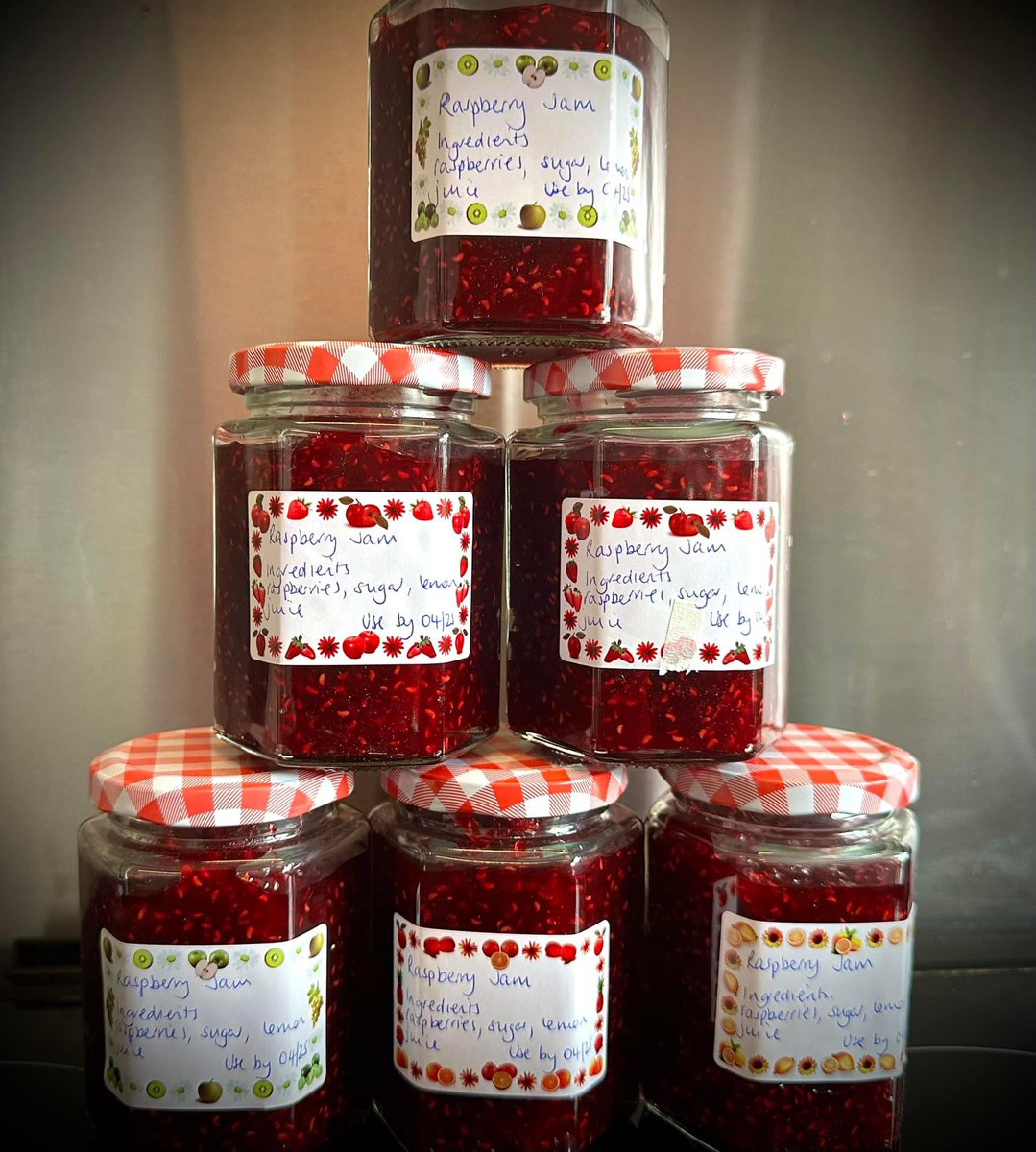 When you take a bank holiday and get bored!! I’ve made more homemade Raspberry Jam. It’s soooo good! No nasty additives ❤️available tomorrow, these sold out very quickly last batch 😠