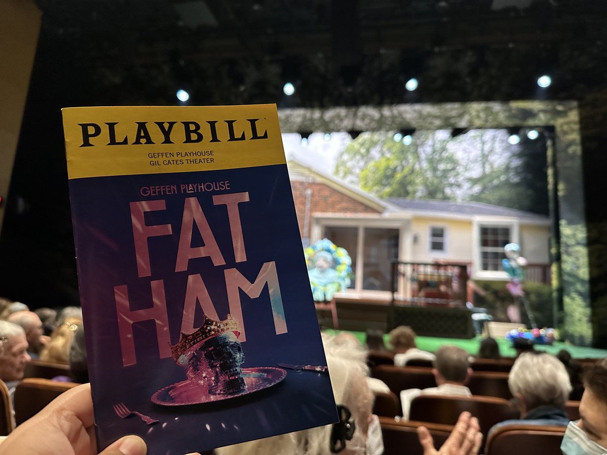 that brilliant moment in FAT HAM @GeffenPlayhouse when Juicy walks offstage and Pap yells, 'boy, you better get back in this play!' 🤯