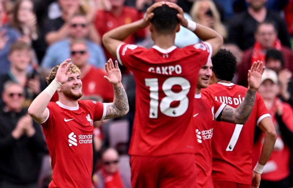 Harvey talking to the club website about Cody. 'He works so hard for us and on the pitch he’s a pleasure to play with, and off the pitch he’s an even better guy. We’re over the moon for him. His recent performances and weeks have been amazing and he deserved that goal.' #LFCNEWS