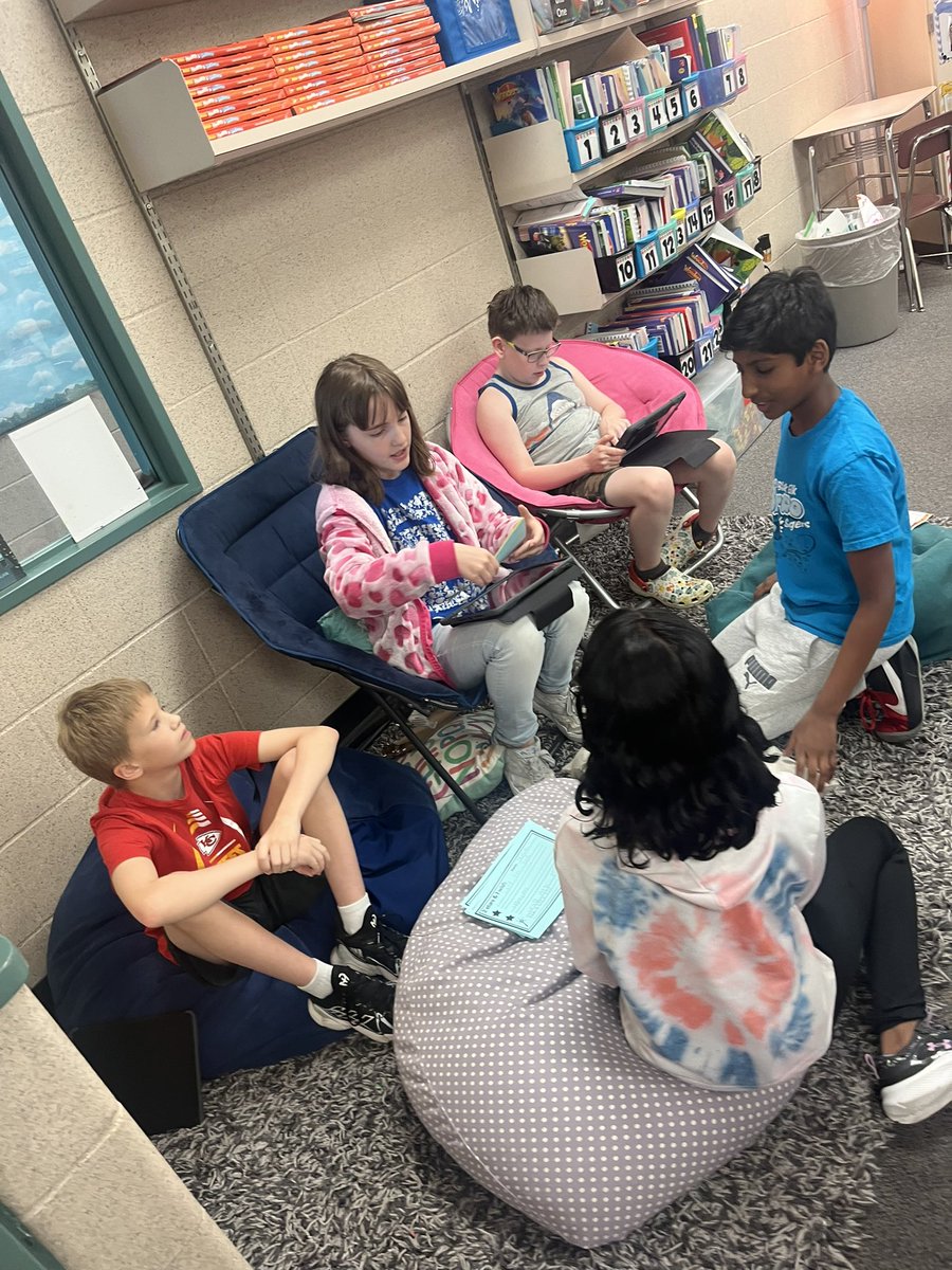 Miss Mazur tweet media