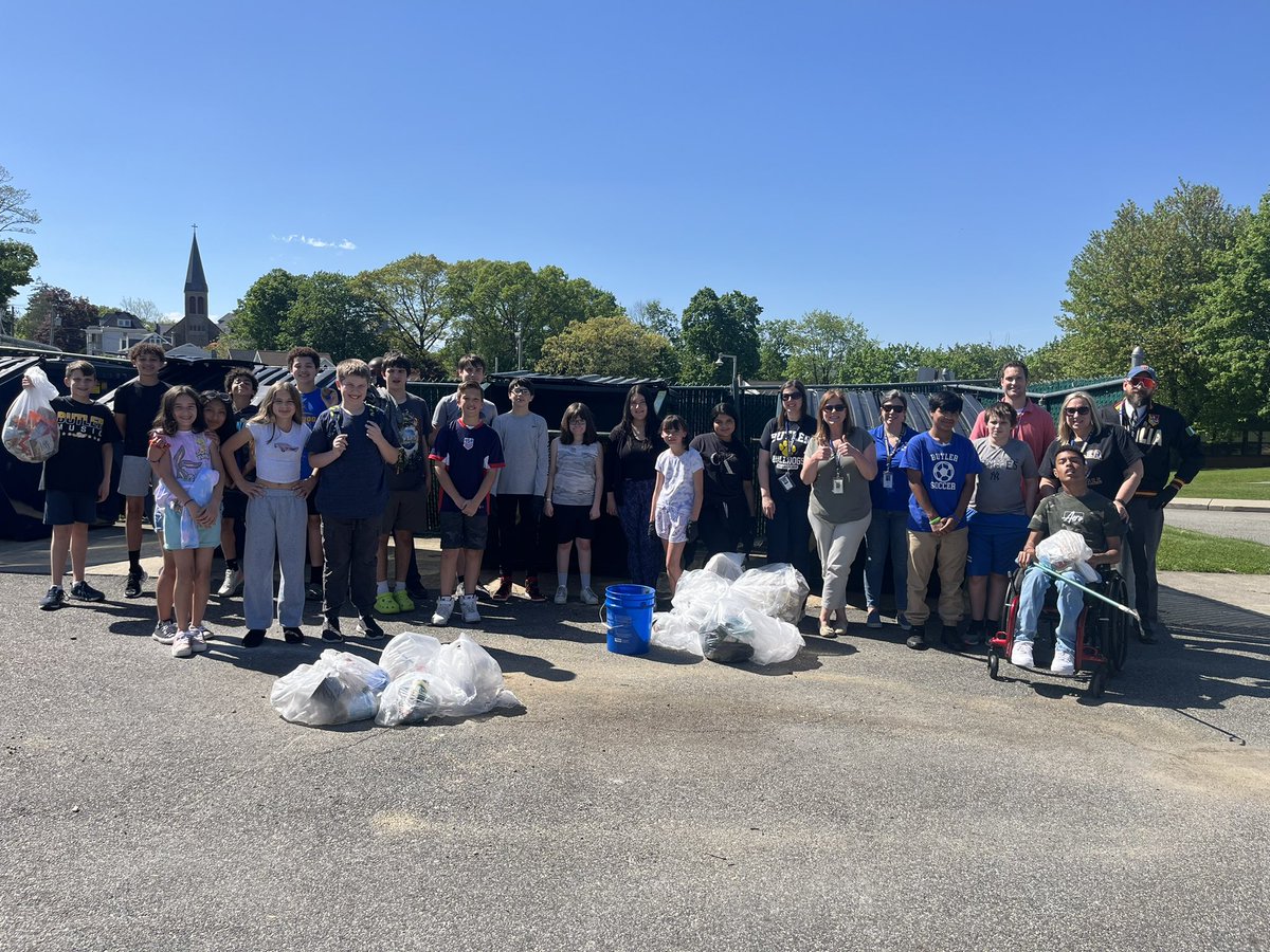 Thanks to Unified, our students, & staff volunteers for participating in today’s Service Day: The Morris County Cleanup! It was the perfect day to beautify our campus & secure a grant for our school!