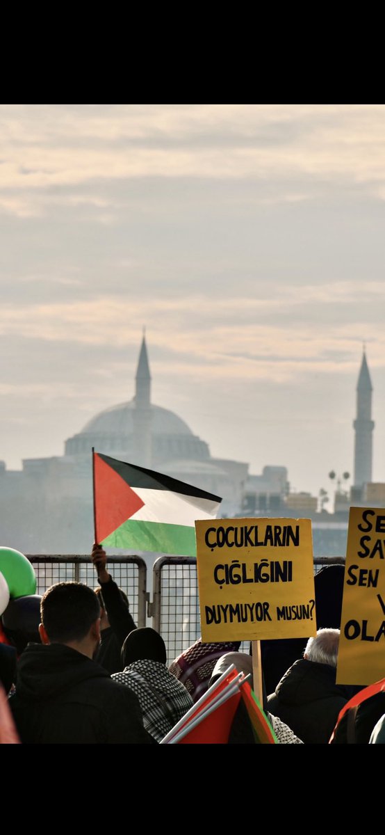 Don’t you hear the children screaming ? 
#getoutofrafah