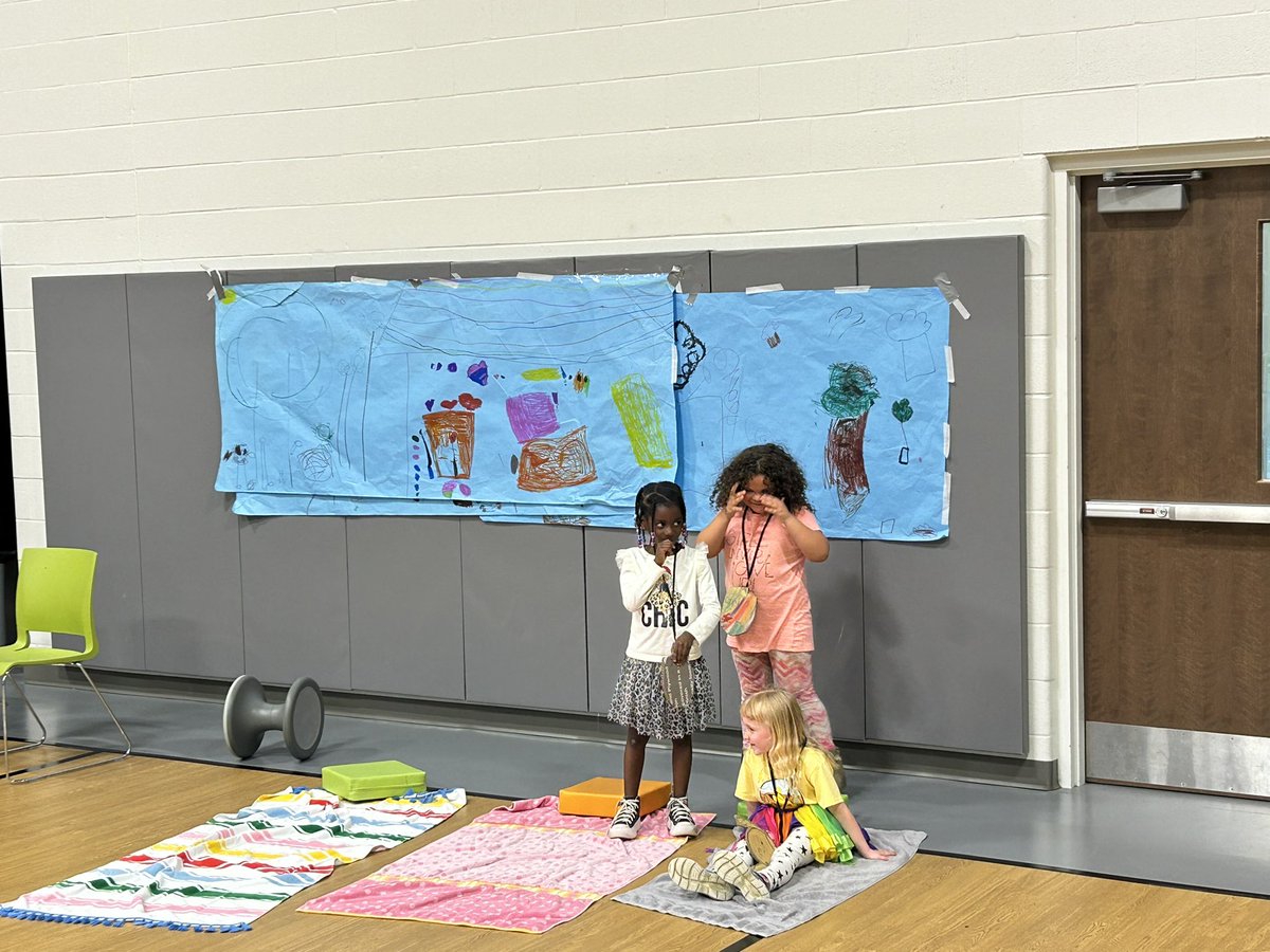 Our Kindergarten Leafs performed their reader’s theater projects for family and friends! #MWFAMILY